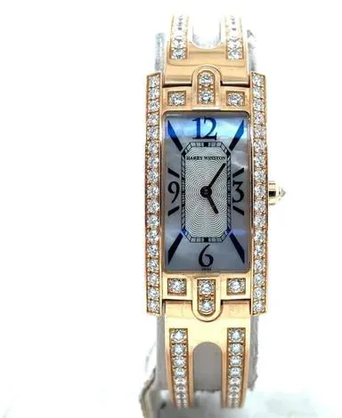 Harry Winston Avenue 330LQR 19mm Rose gold Mother-of-pearl