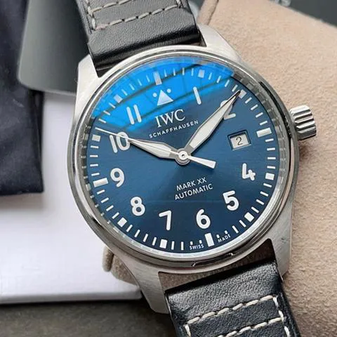 IWC Pilot IW3282-03 40mm Steel Blue 1