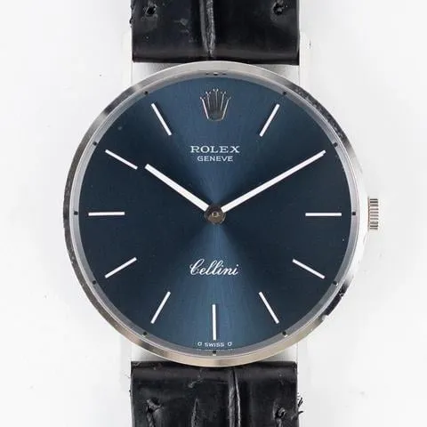 Rolex Cellini 3833 31mm White gold Blue