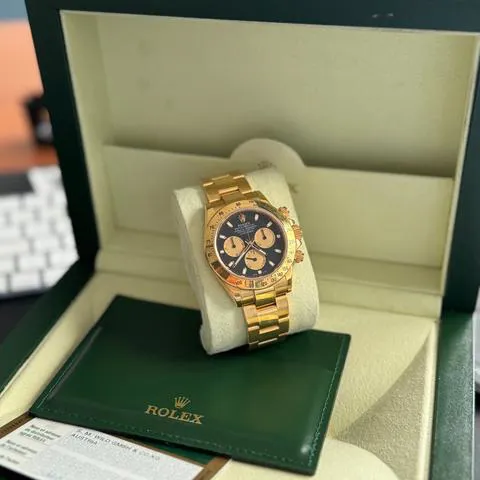 Rolex Daytona 116528 40mm Yellow gold Black