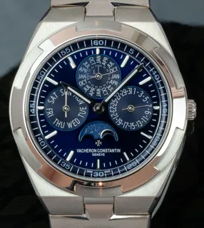 Vacheron Constantin Overseas 4300V/120G-B945 White gold Blue