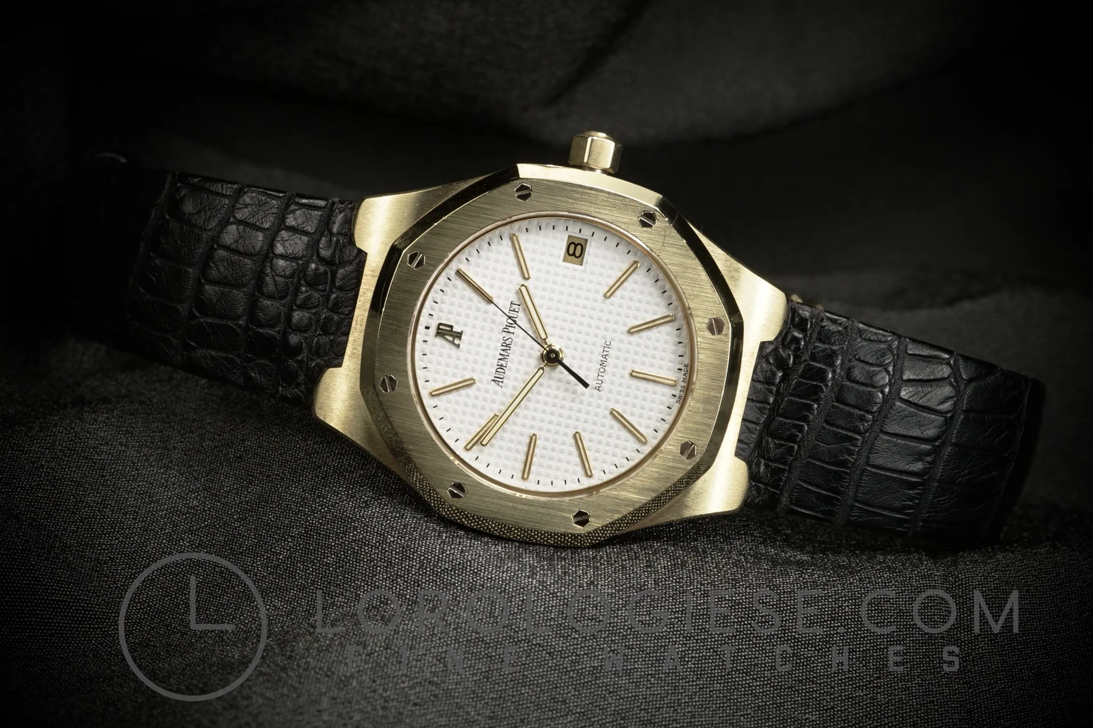 Audemars Piguet Royal Oak 14800BA 36.3mm Gold White