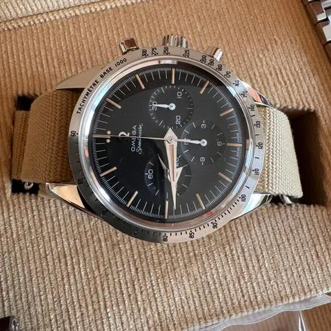 Omega Speedmaster Moon watch 311.10.39.30.01.001 38.5mm Steel Black 4