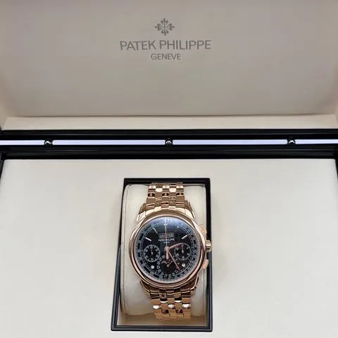 Patek Philippe Perpetual Calendar Chronograph 5270/1R-001 41mm Rose gold Black 5