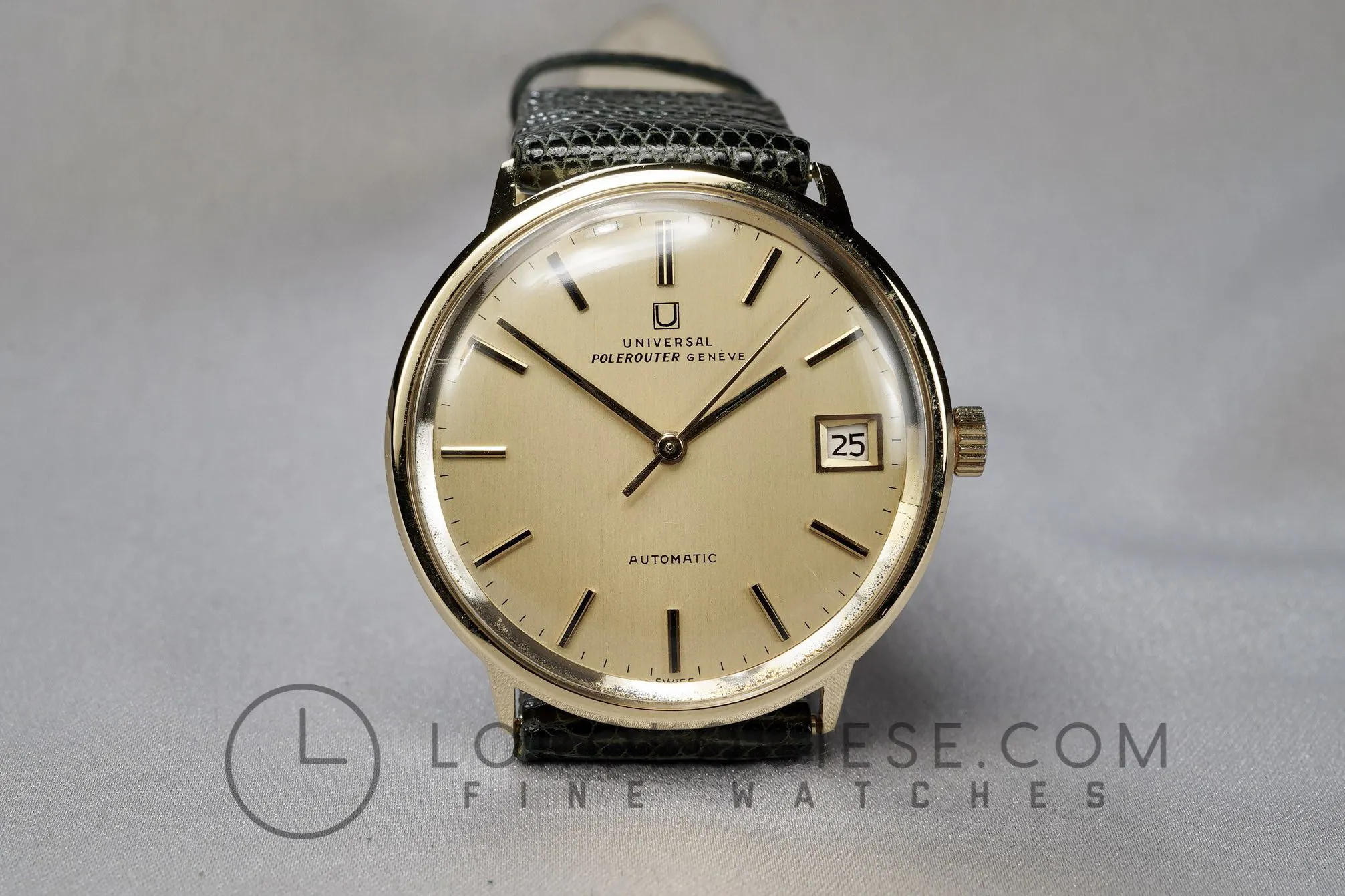 Universal Genève Polerouter 169111 34.5mm Yellow gold 1