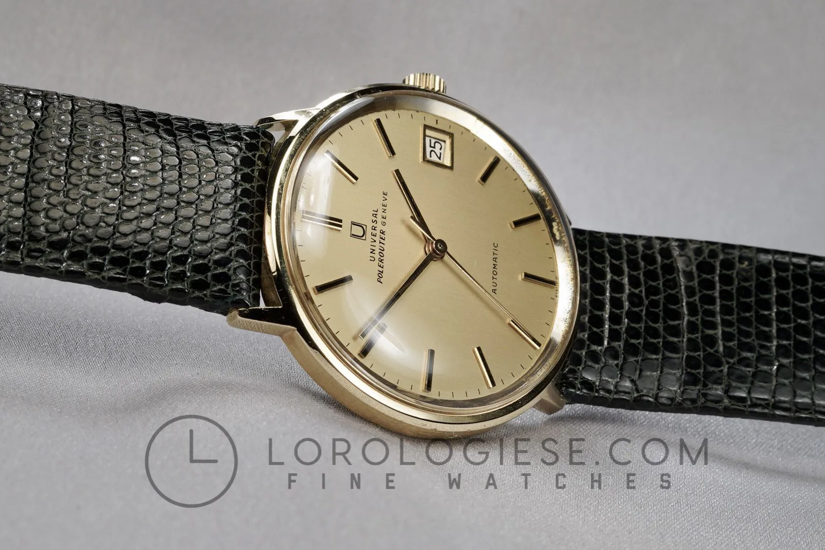 Universal Genève Polerouter 169111 34.5mm Yellow gold 14