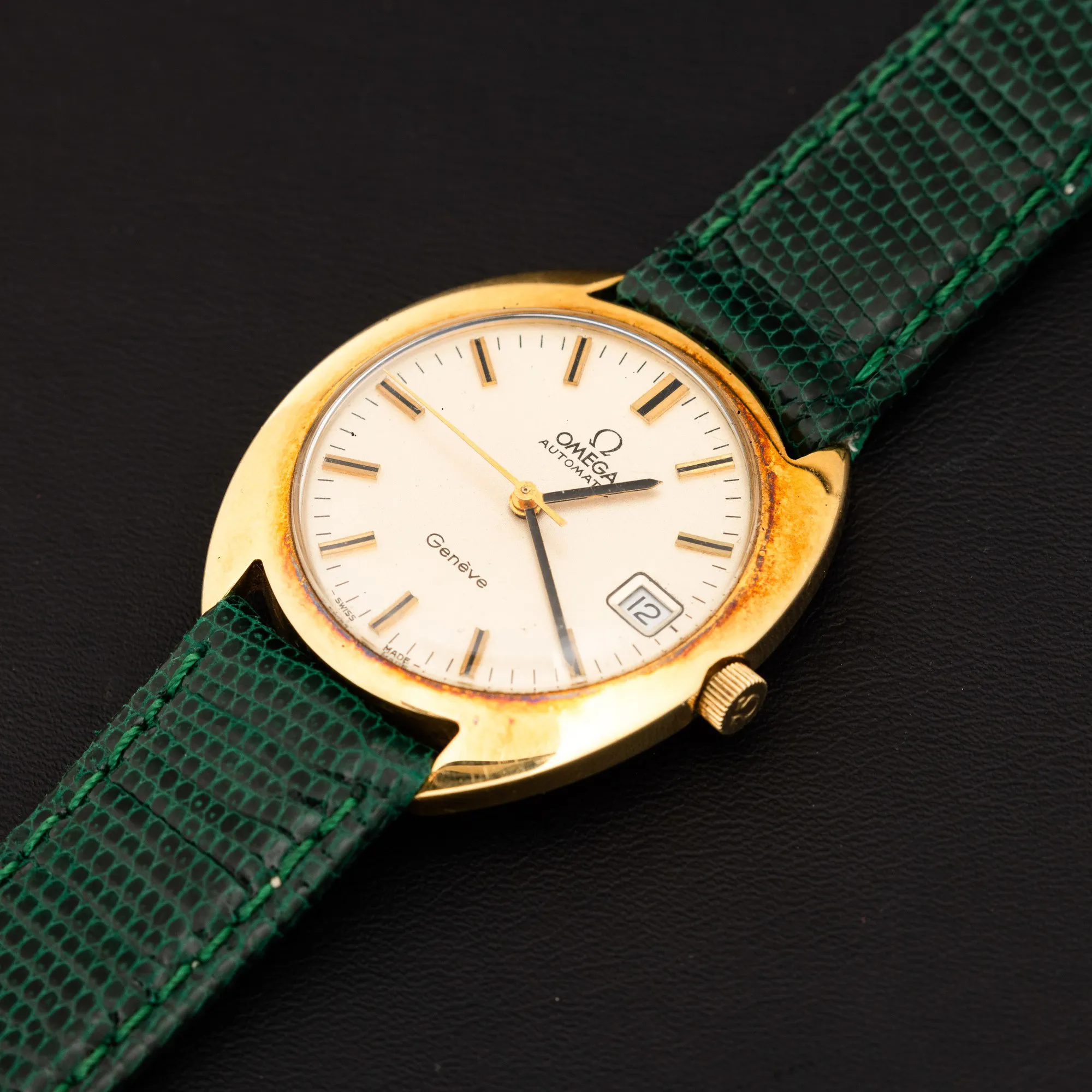 Omega Genève 33mm Yellow gold Silver 1