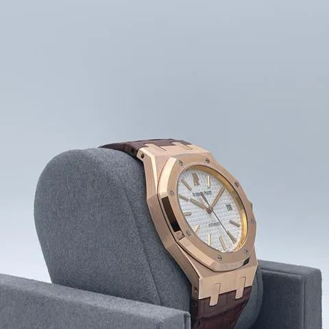 Audemars Piguet Royal Oak 15300OR.OO.D088CR.02 39mm Rose gold Silver 2