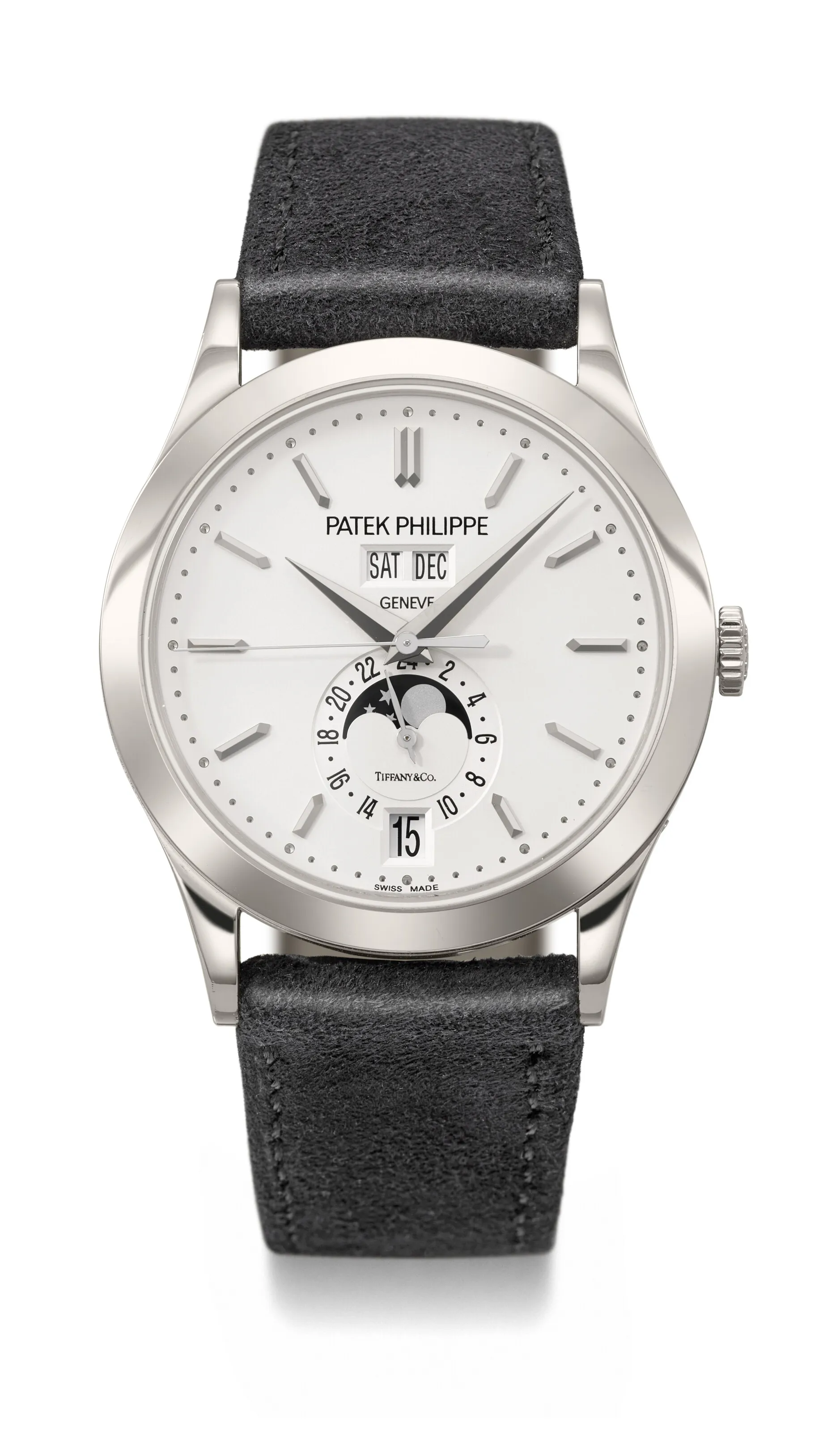 Patek Philippe Annual Calendar 5396G-011 38mm White gold Silver