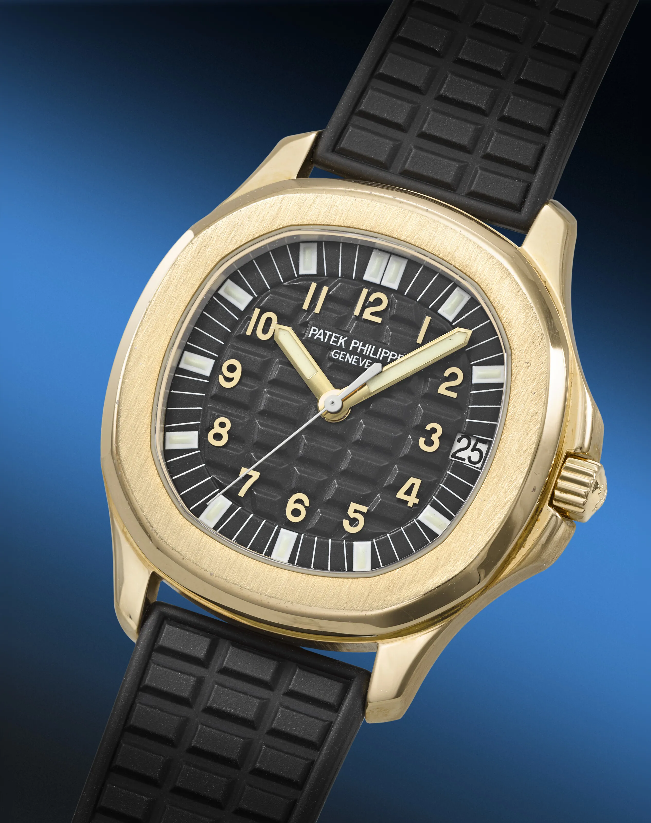 Patek Philippe Aquanaut 5065J-001 37mm Yellow gold Black 1