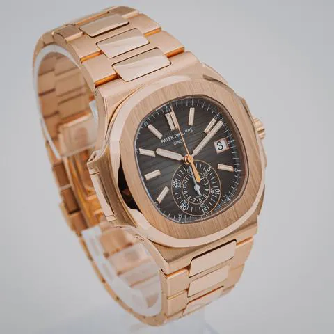 Patek Philippe Nautilus 5980/1R-001 40.5mm Rose gold Black 4