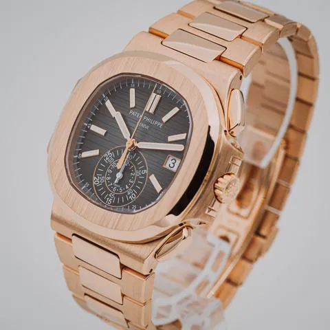 Patek Philippe Nautilus 5980/1R-001 40.5mm Rose gold Black 5