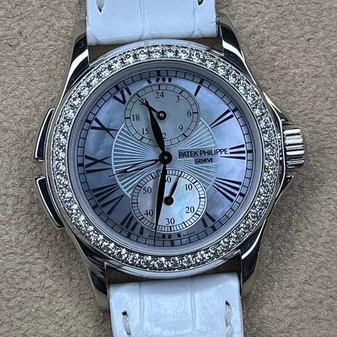 Patek Philippe Travel Time 35mm White gold Mother-of-pearl