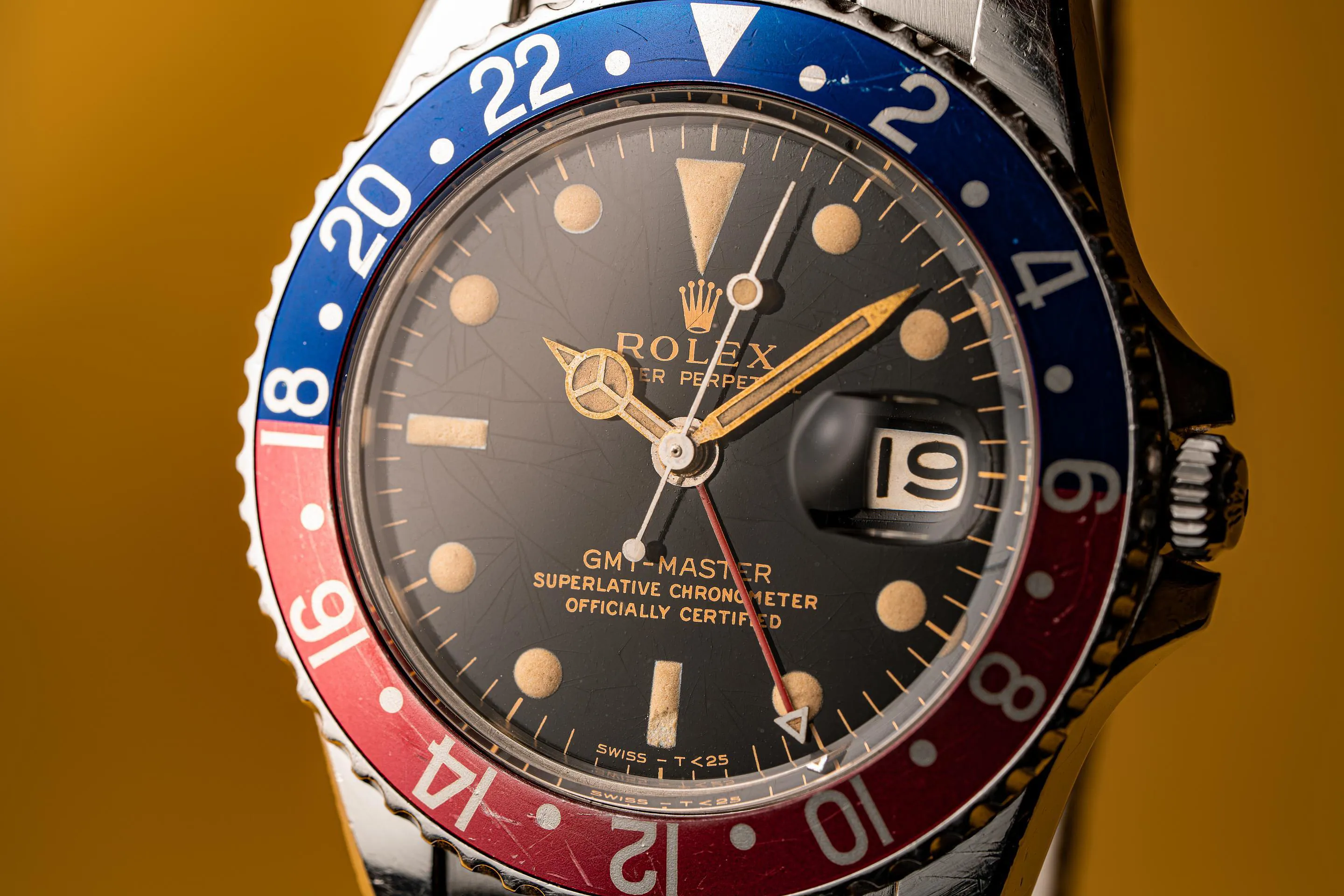 Rolex GMT-Master 1675 Yellow gold Black 2