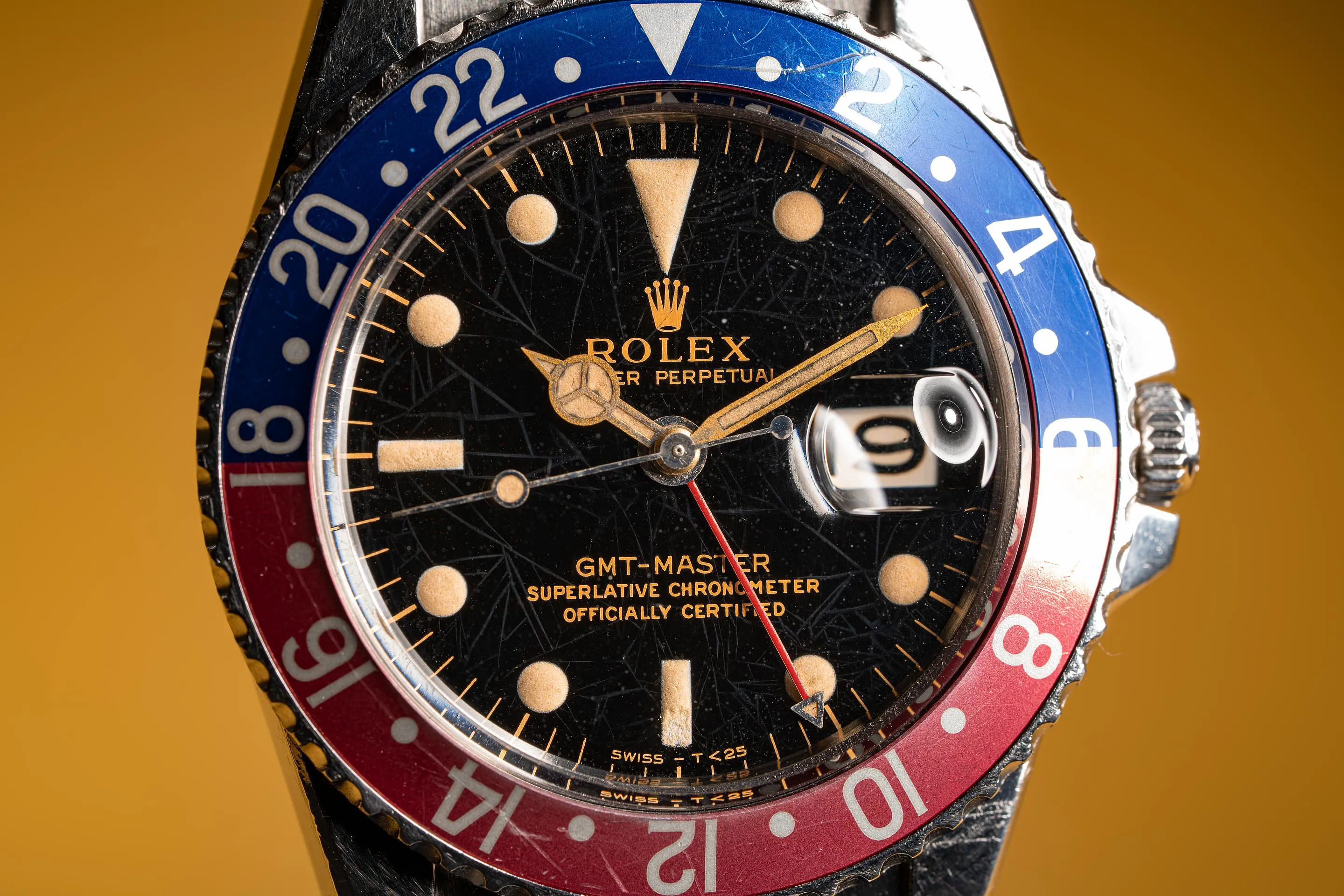 Rolex GMT-Master 1675 Yellow gold Black 3