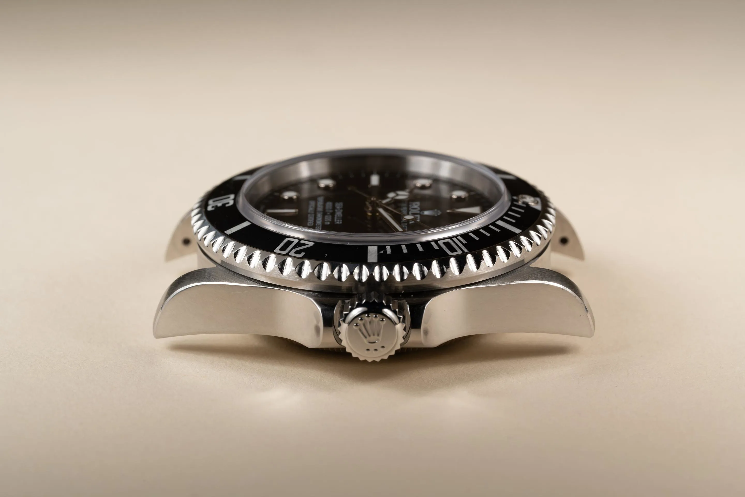 Rolex Sea-Dweller 16600 Black 2