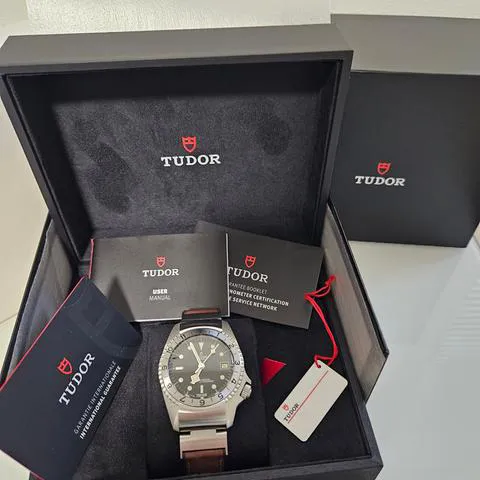 Tudor Black Bay 70150 42mm Stainless steel Black 11