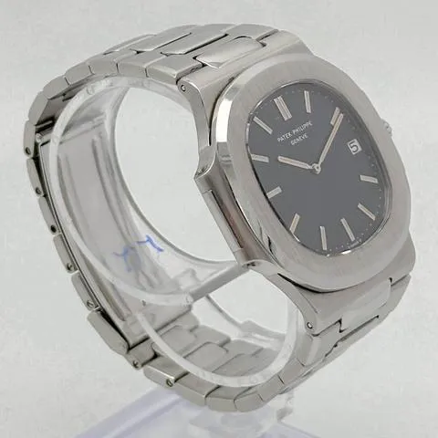 Patek Philippe Nautilus 3700/1 40mm Stainless steel Blue 2