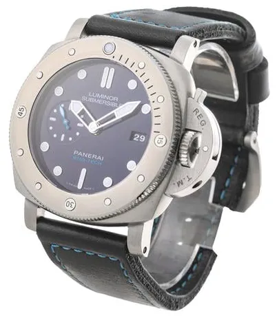 Panerai Submersible PAM 00692 47mm Titanium Blue