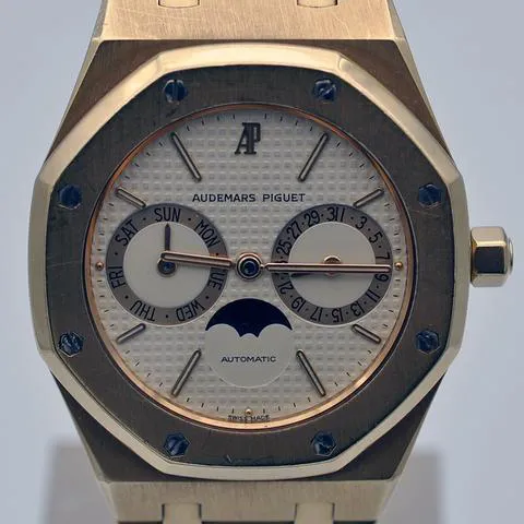 Audemars Piguet Royal Oak 25594BA 36mm Yellow gold White