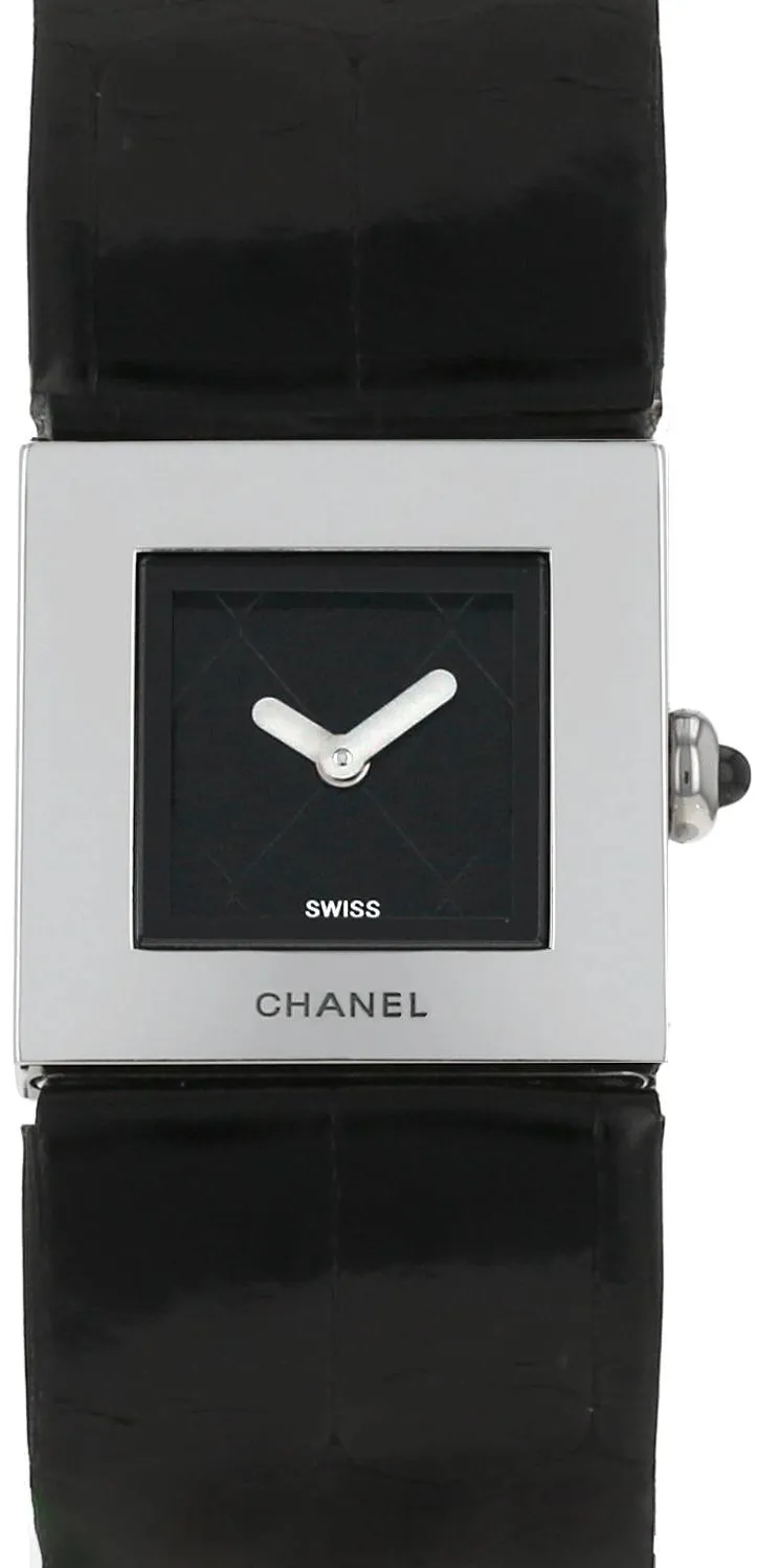 Chanel Matelassé 19mm Stainless steel Black