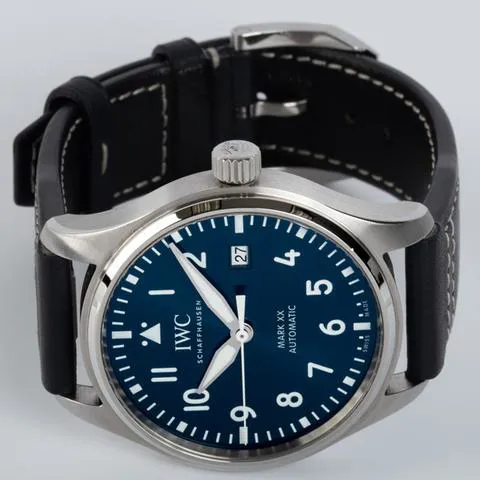 IWC Pilot IW3282-03 40mm Steel Blue 1