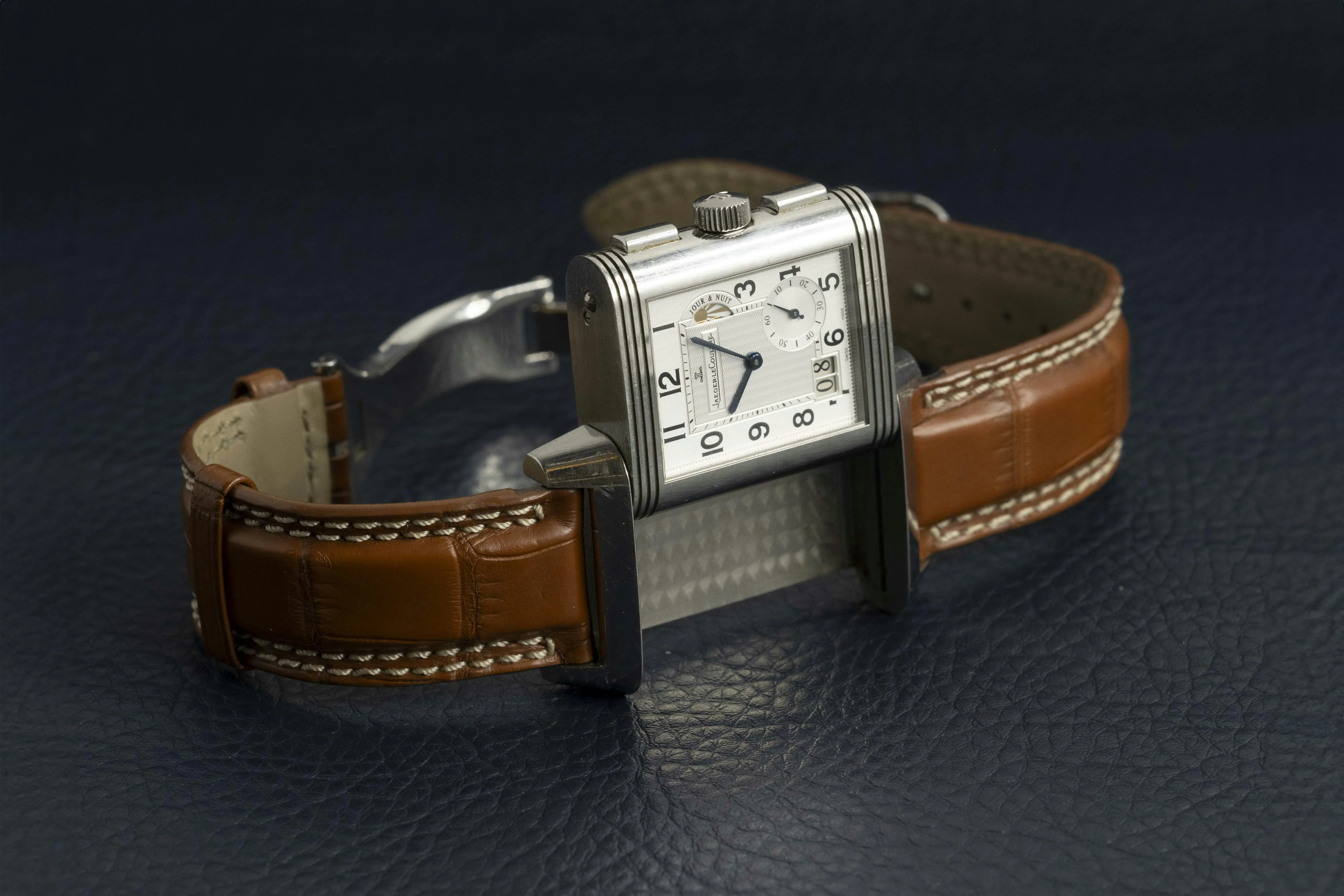 Jaeger-LeCoultre Reverso Grande 240.8.18