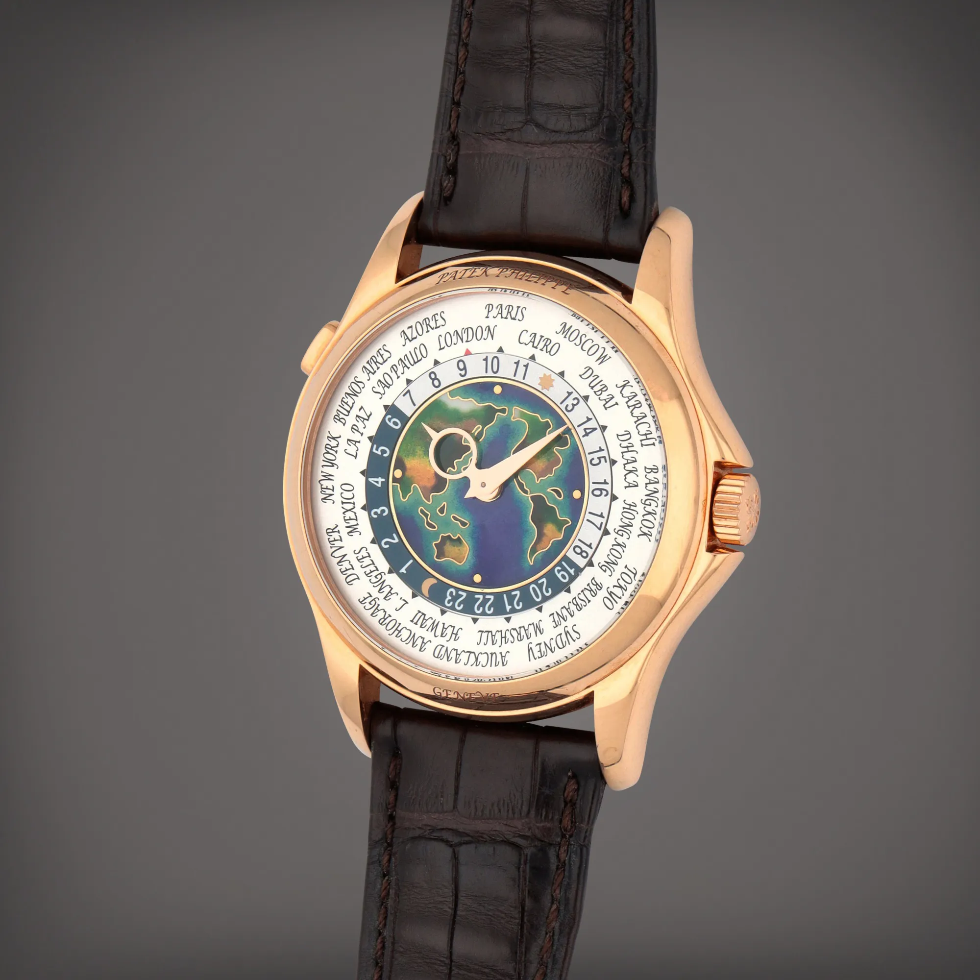 Patek Philippe World Time 5131R-010 40mm Rose gold Silver