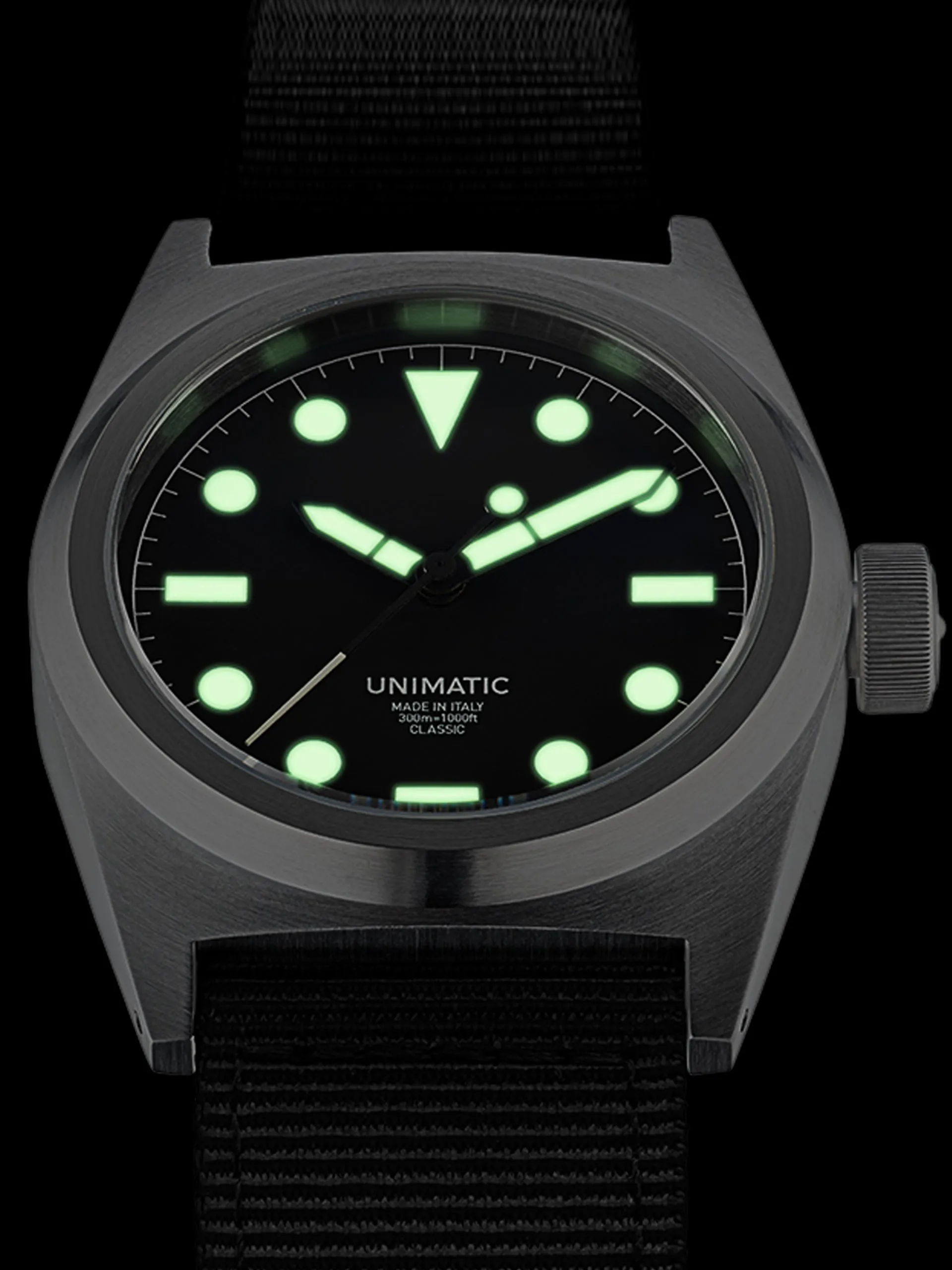 Unimatic Modello Due UC2 38mm Stainless steel Black 3