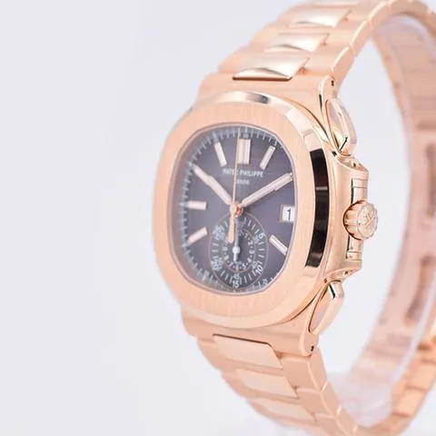 Patek Philippe Nautilus 5980/1R-001 40.5mm Rose gold Black 5