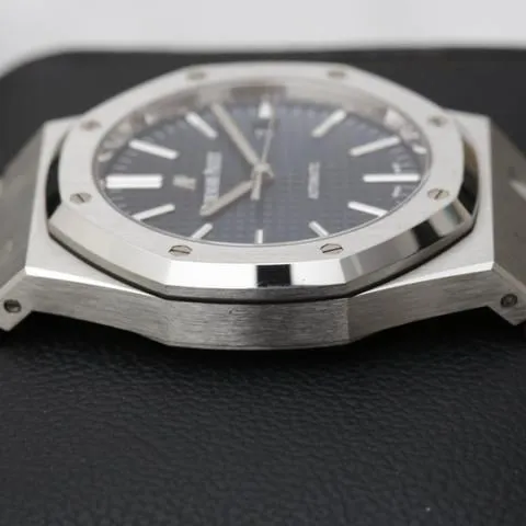 Audemars Piguet Royal Oak 15400ST.OO.1220ST.01 41mm Steel Blue 2