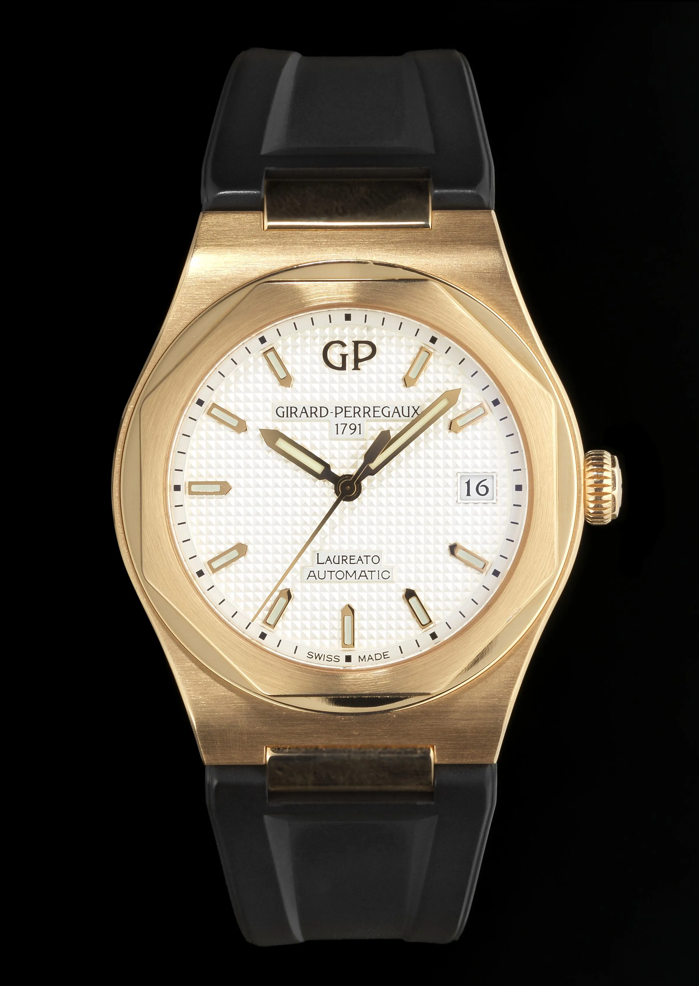 Girard-Perregaux Laureato 81005