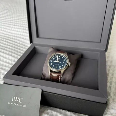 IWC Pilot IW327004 40mm Steel Blue