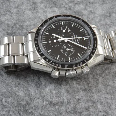 Omega Speedmaster Moonwatch 311.33.42.50.01.001 42mm Stainless steel Black 6