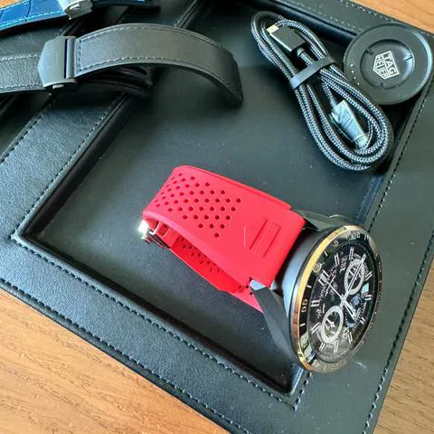 TAG Heuer Connected SBG8A 45mm Titanium 7