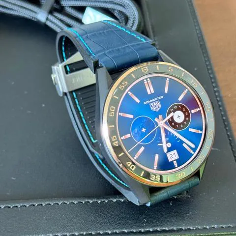 TAG Heuer Connected SBG8A 45mm Titanium 12