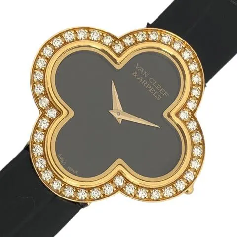 Van Cleef & Arpels Alhambra VCARN5HZ00 30mm Yellow gold Black