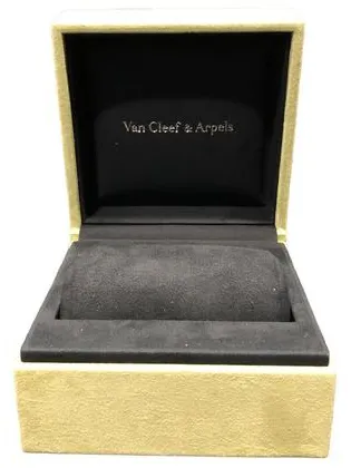 Van Cleef & Arpels Alhambra VCARN5HZ00 30mm Yellow gold Black 13