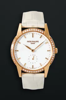 Patek Philippe Calatrava 7122/200R-001 Rose gold