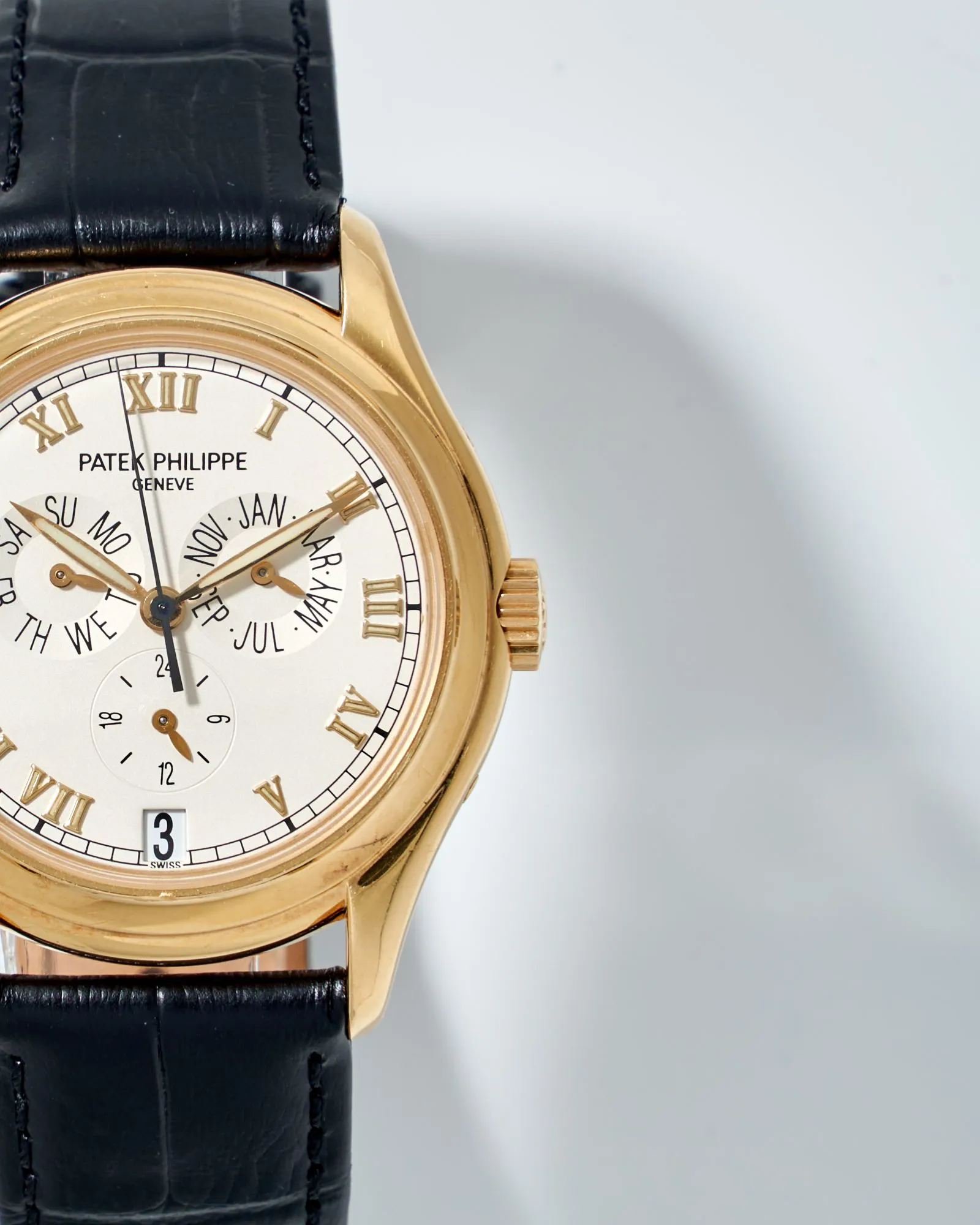 Patek Philippe Annual Calendar 5035J-001 37mm Yellow gold Cream 12