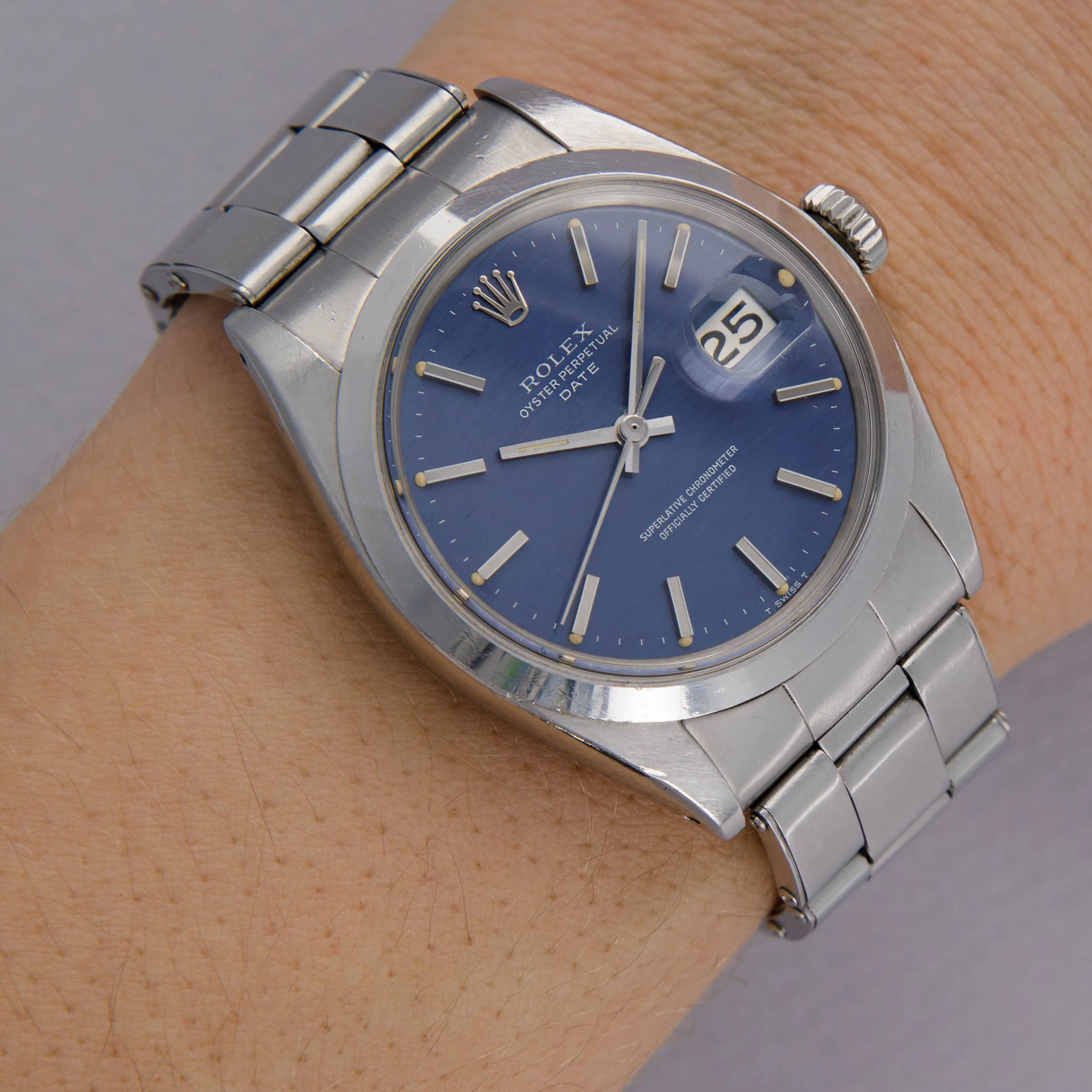 Rolex Oyster Perpetual Date 1500 34mm Stainless steel Blue 12