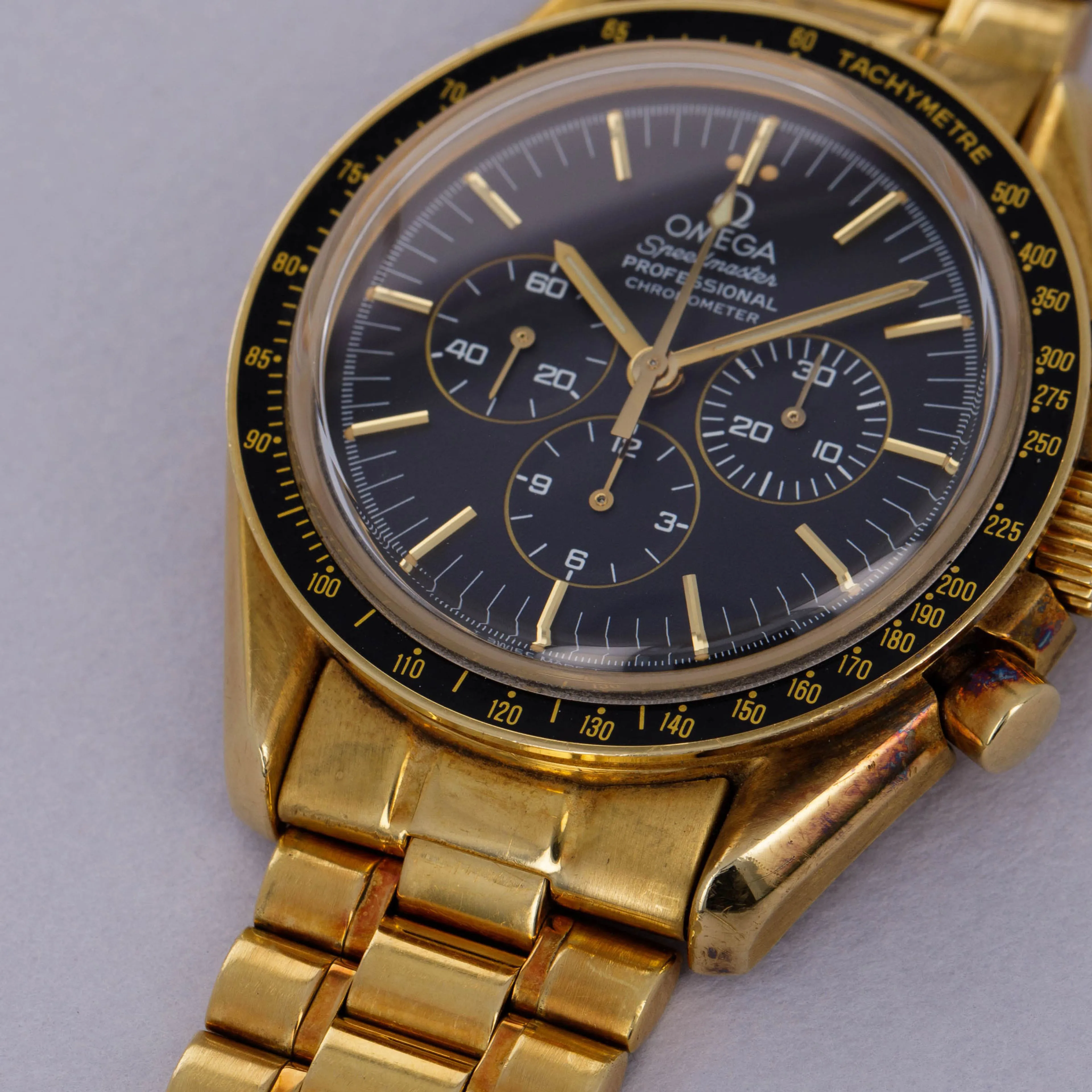 Omega Speedmaster 3194.50 42mm Yellow gold Black 13