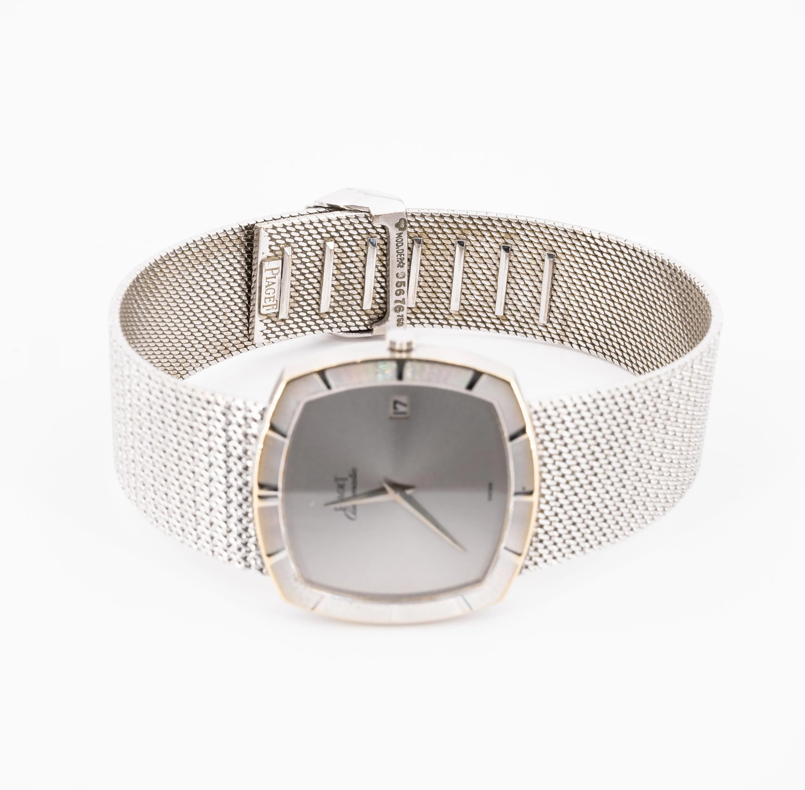 Piaget Vintage 13421 R1 32mm White gold Silver 1