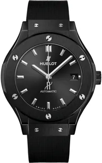 Hublot Classic Fusion 45, 42, 38, 33  565.CM.1470.RX Black ceramic Black