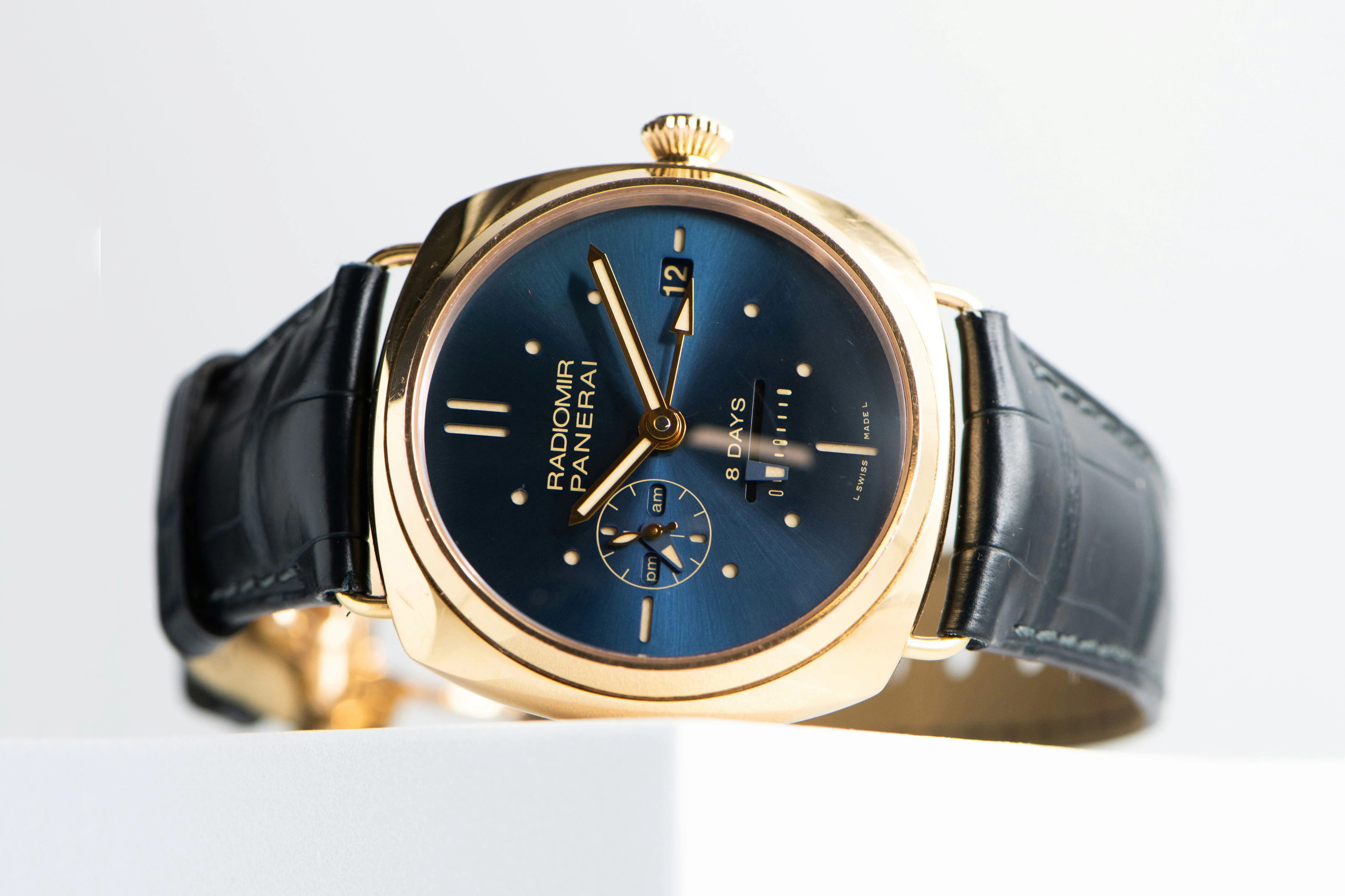 Panerai Special Editions PAM 00538 45mm Rose gold Blue 16