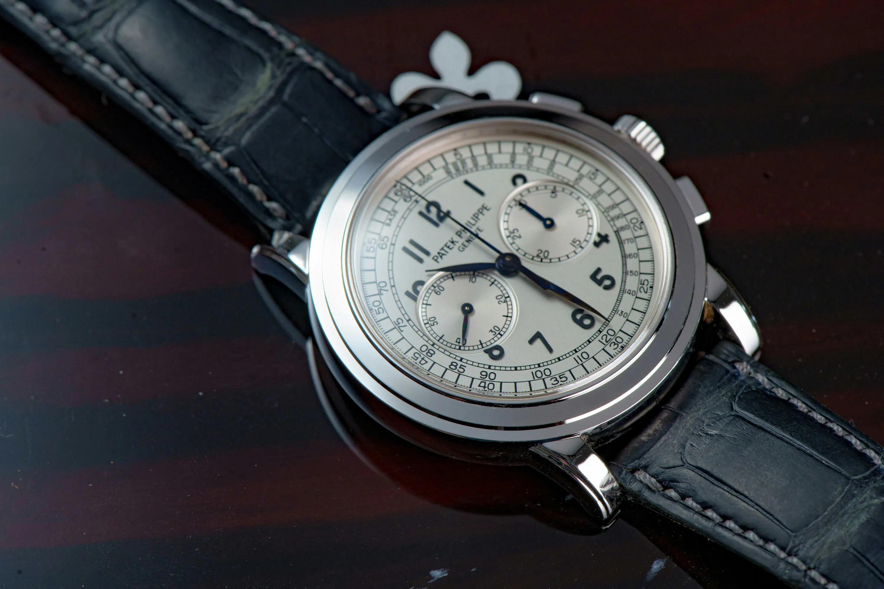 Patek Philippe Chronograph 5070 G 42mm White gold Silver 3