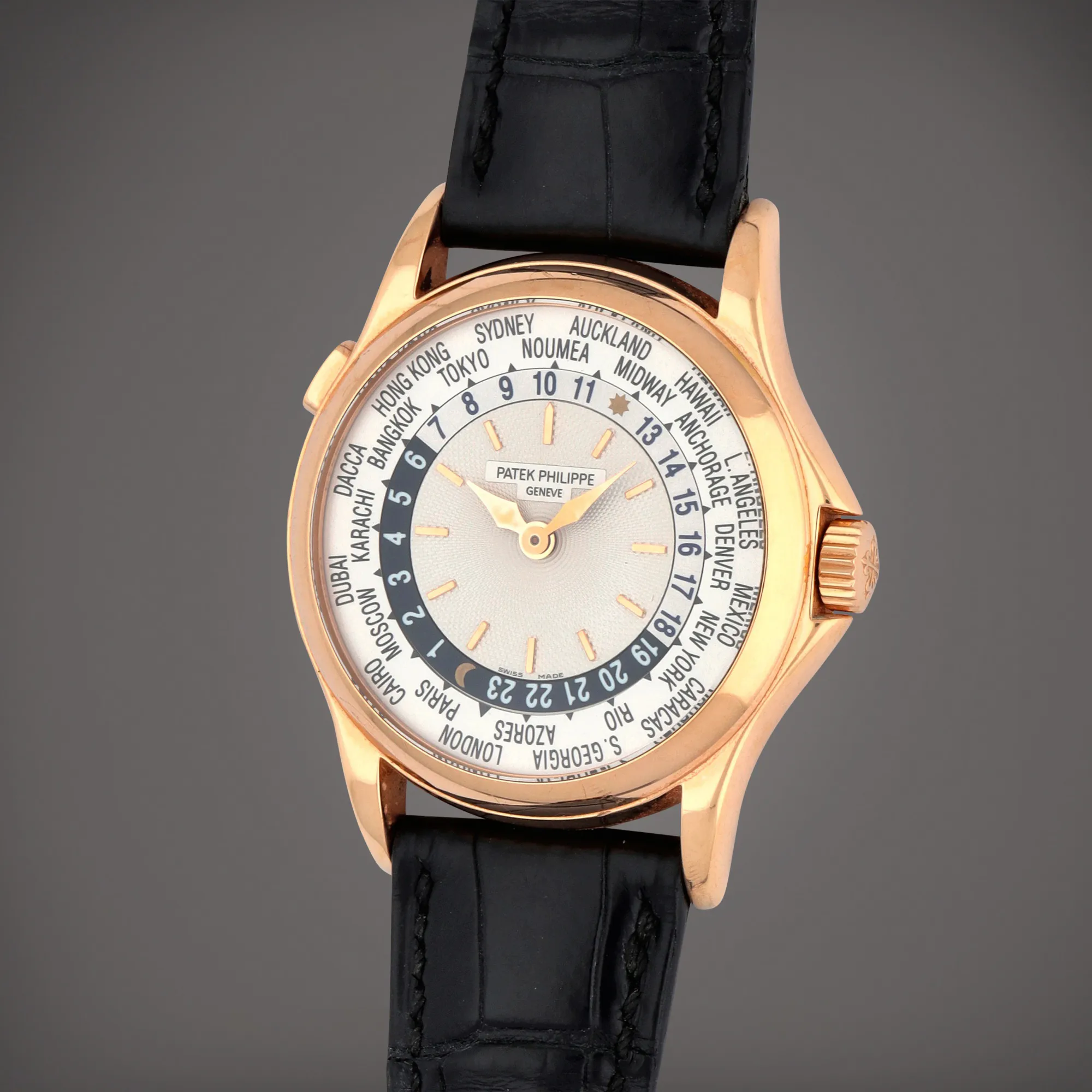 Patek Philippe World Time 5110R-001 37mm Rose gold Silver