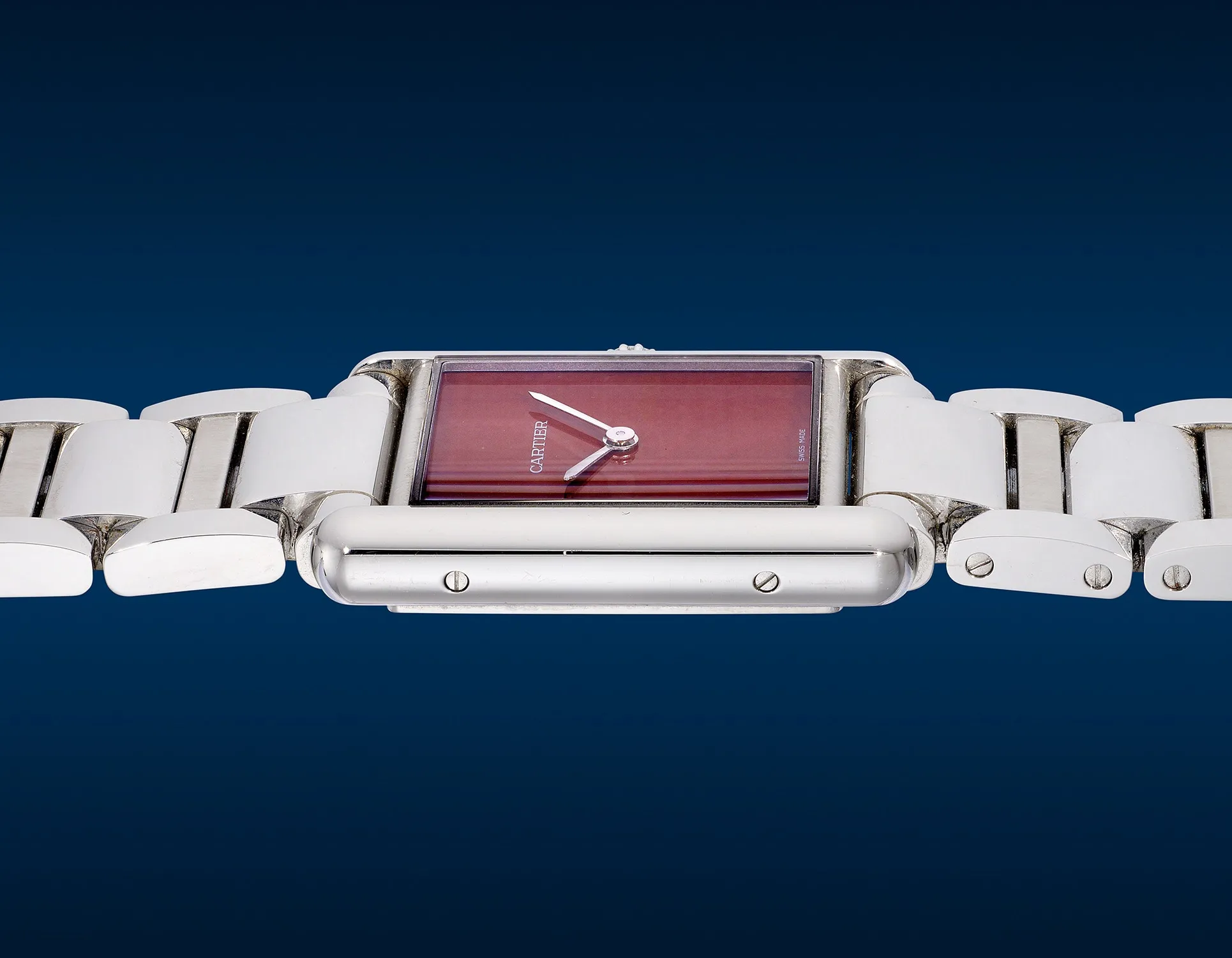 Cartier Tank Must 4323 25.5mm Stainless steel Red 4