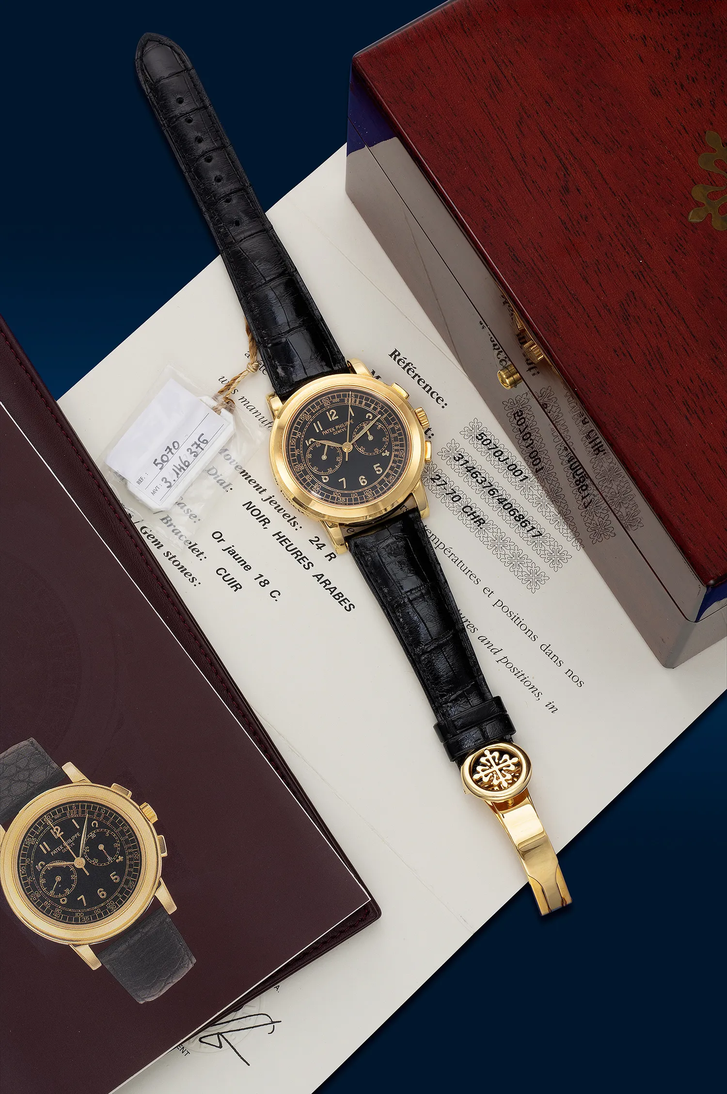 Patek Philippe Chronograph 5070J-001 42mm Yellow gold Black 1