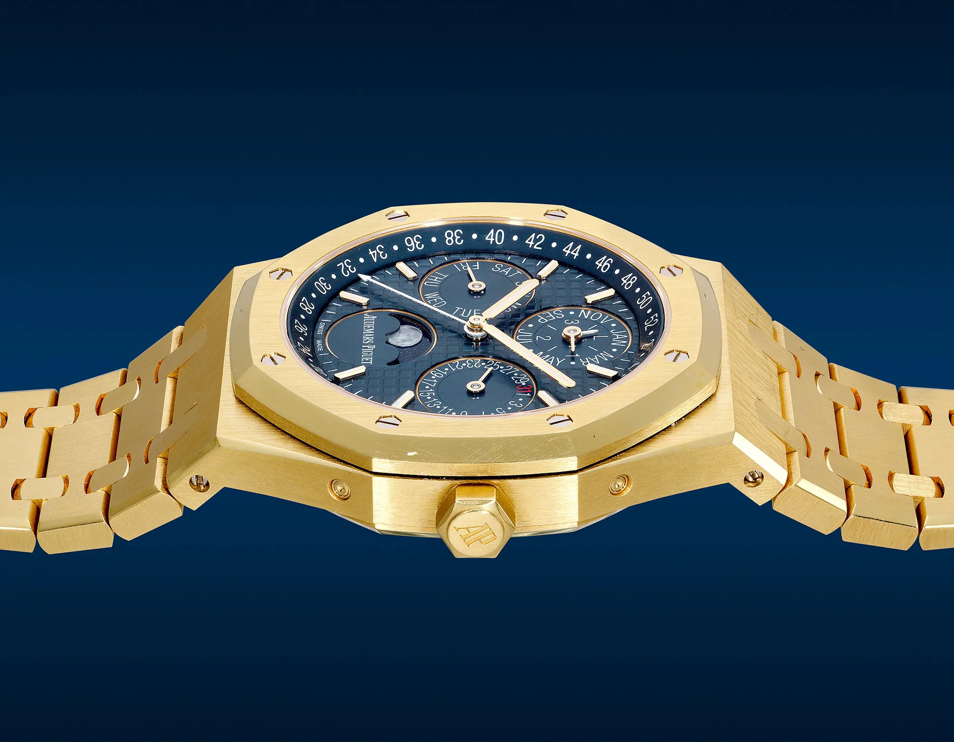 Audemars Piguet Royal Oak Perpetual Calendar 26574BA.OO.1220BA.01 41mm Yellow gold Blue 3